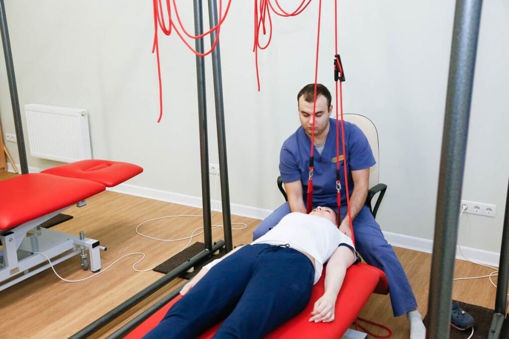 Physiotherapy in the treatment of cervical osteonecrosis